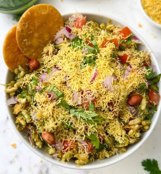 Puffed rice mix with tamarind chutney in Cambridge, Ma